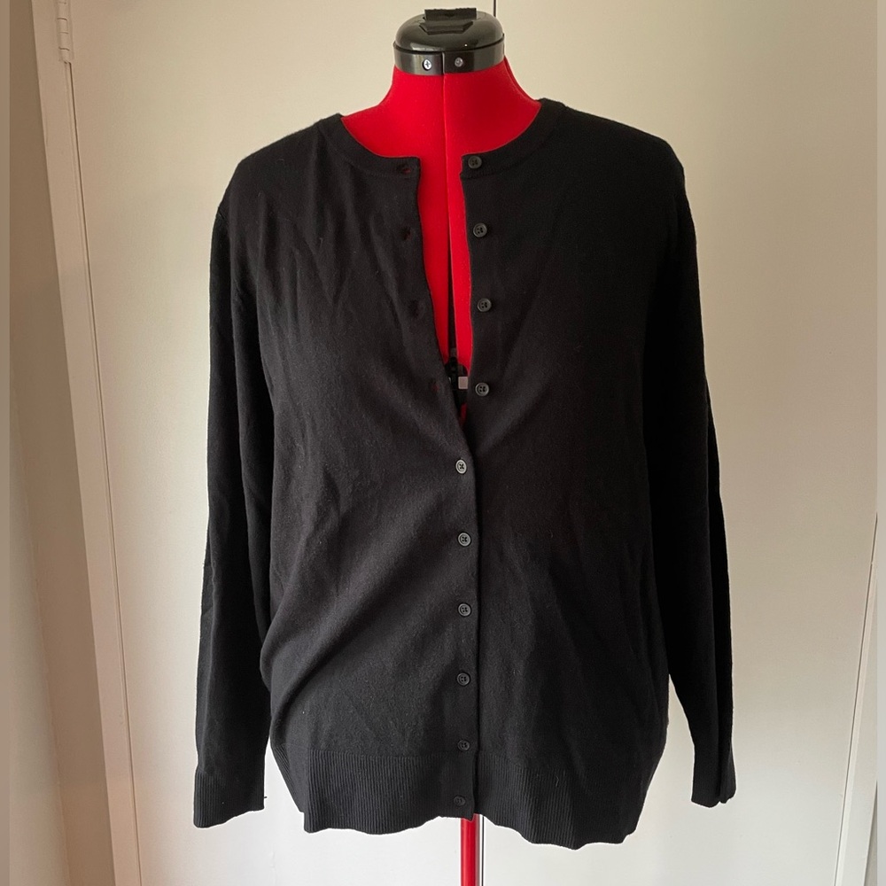 Torrid black everyday soft crew neck cardigan.